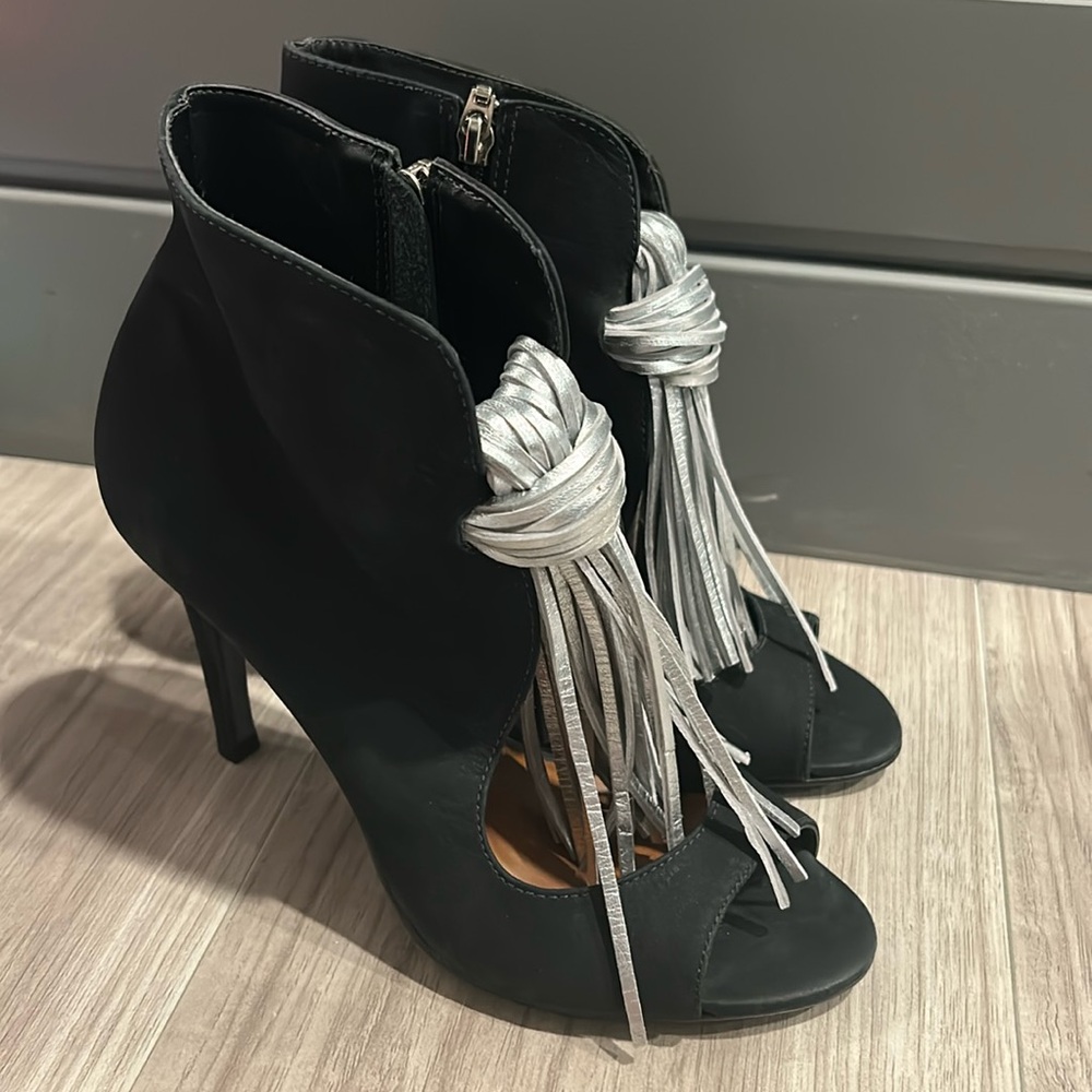 SERGIO ZELCER BLACK LEATHER BOOTIES